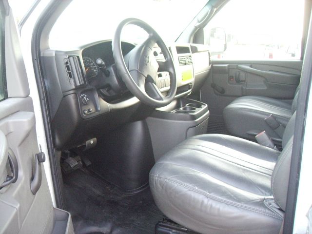 2007 Chevrolet Express Silverado Tmc Coyote