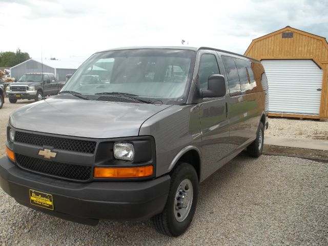 2007 Chevrolet Express 4dr Sdn LWB Sedan