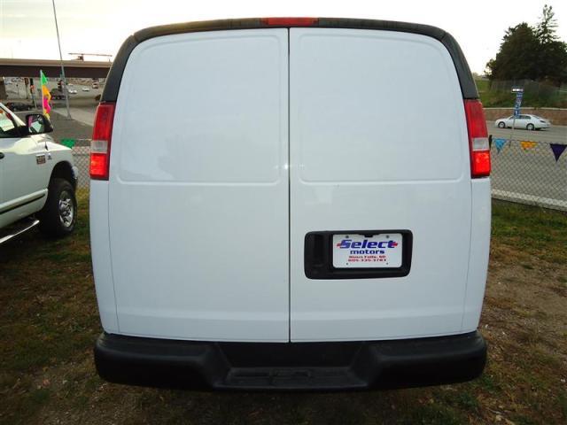 2007 Chevrolet Express Coupe 4D