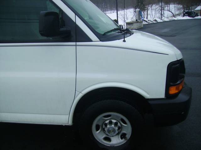 2007 Chevrolet Express Base