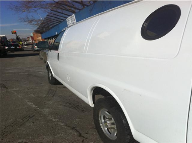 2007 Chevrolet Express Unknown