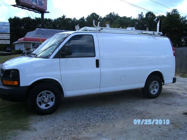 2007 Chevrolet Express Base