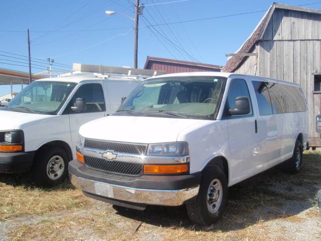 2007 Chevrolet Express Base