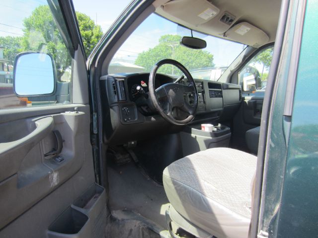 2007 Chevrolet Express CE 1.8