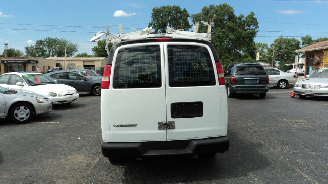 2007 Chevrolet Express Coupe 4D