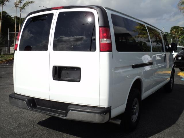 2007 Chevrolet Express Base