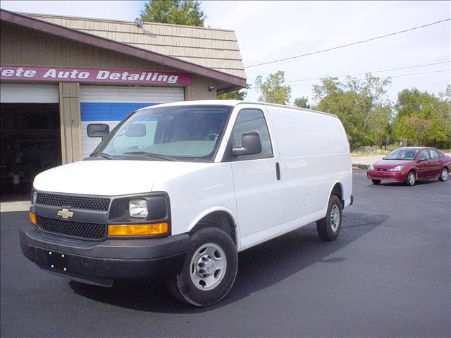 2007 Chevrolet Express Base