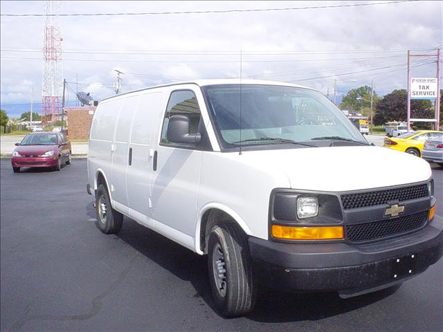 2007 Chevrolet Express Base