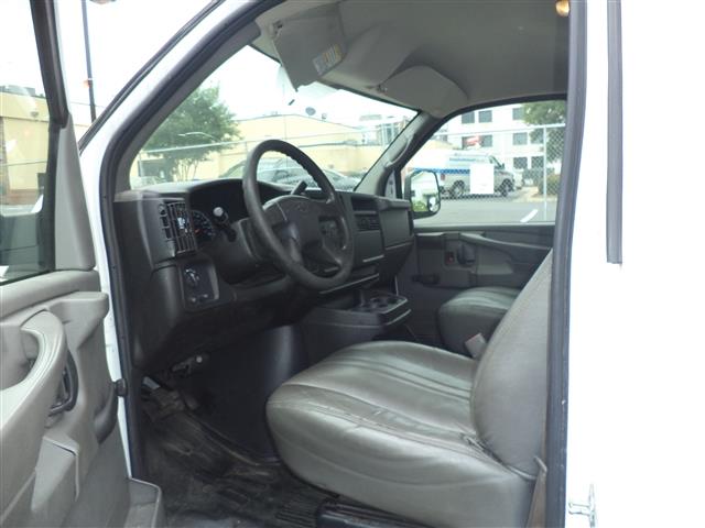 2007 Chevrolet Express Base