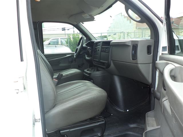 2007 Chevrolet Express Base