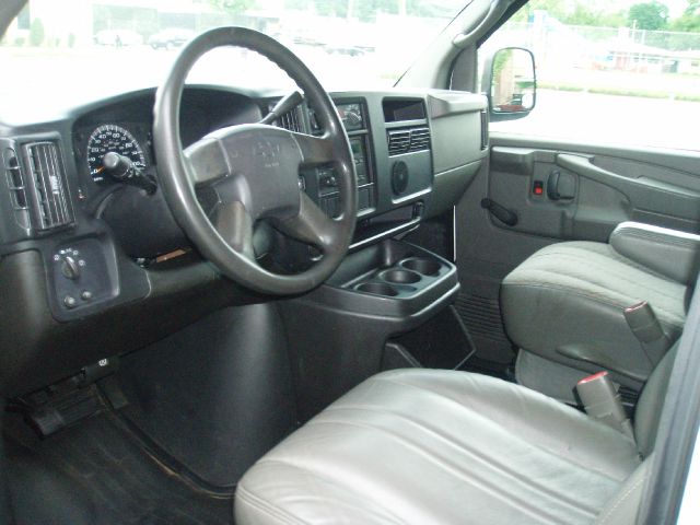 2007 Chevrolet Express Coupe 4D