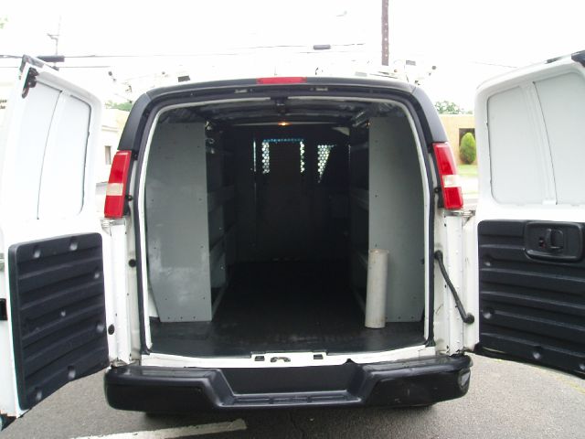 2007 Chevrolet Express Coupe 4D