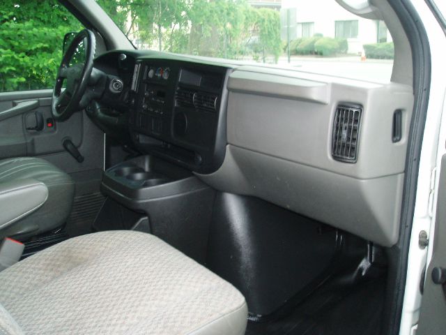 2007 Chevrolet Express Coupe 4D