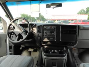 2007 Chevrolet Express 750i 4dr Sdn