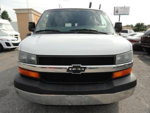 2007 Chevrolet Express 750i 4dr Sdn