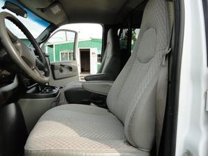 2007 Chevrolet Express 750i 4dr Sdn