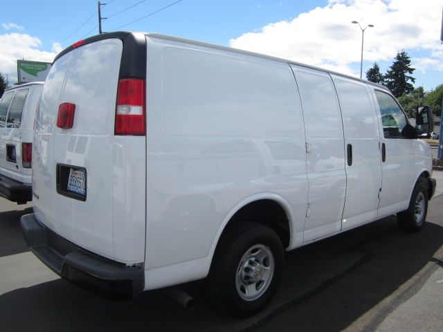 2007 Chevrolet Express Coupe 4D