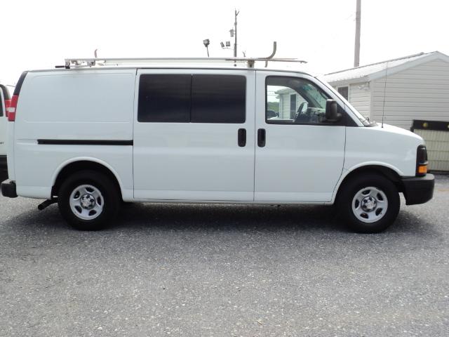 2008 Chevrolet Express Base