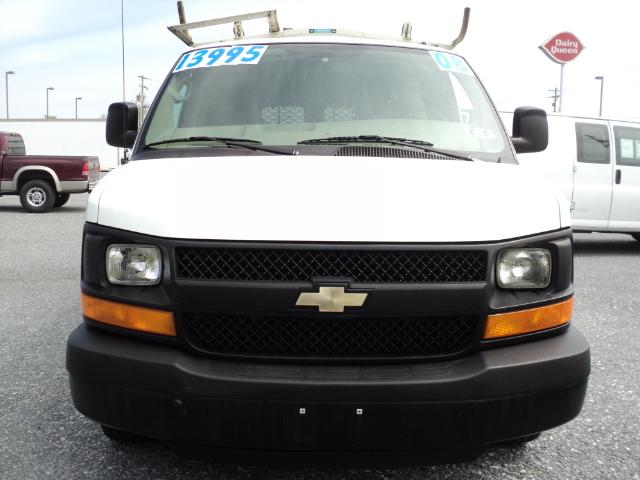 2008 Chevrolet Express Base