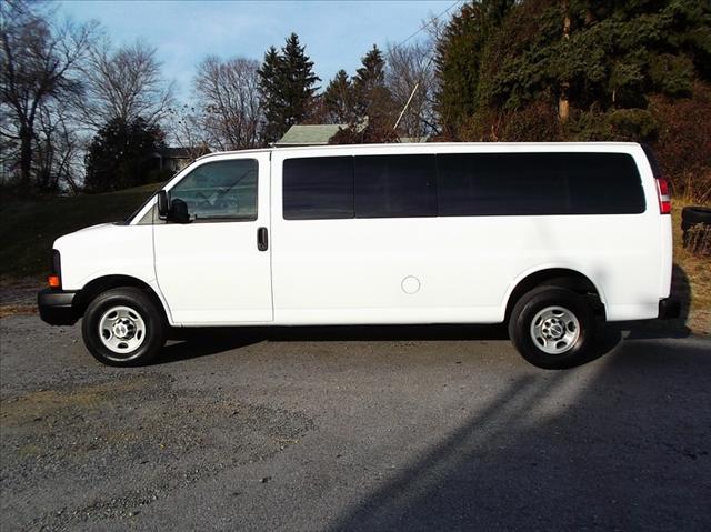 2008 Chevrolet Express Base