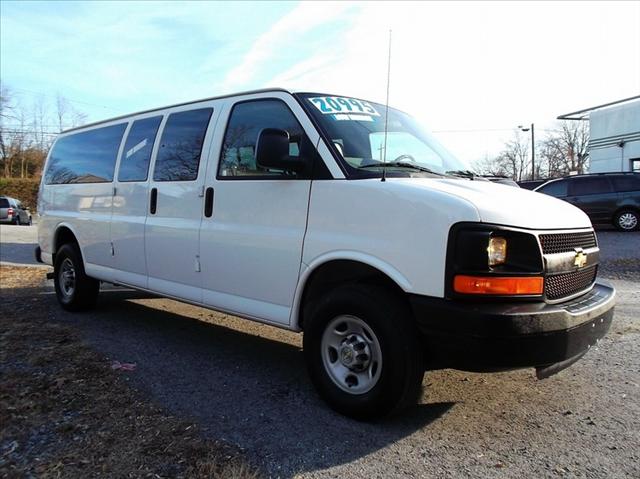 2008 Chevrolet Express Base