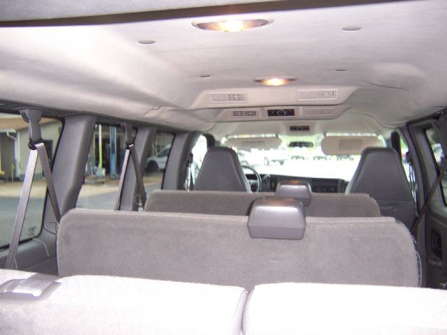 2008 Chevrolet Express SE - Convertible Sharp