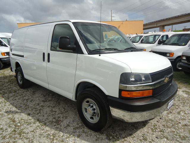 2008 Chevrolet Express 4dr Sport Sdn Auto RWD Sedan