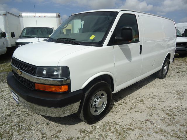 2008 Chevrolet Express 4dr Sport Sdn Auto RWD Sedan