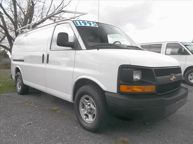 2008 Chevrolet Express Base