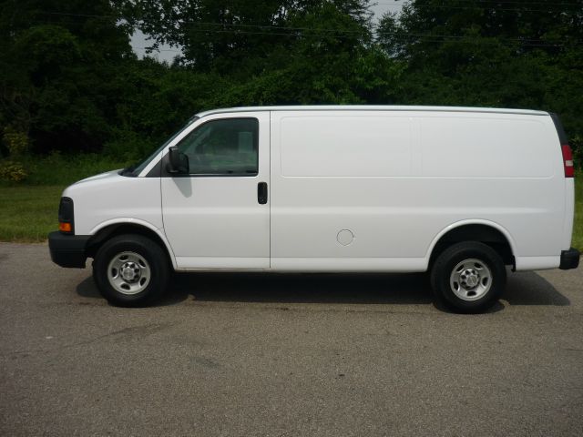 2008 Chevrolet Express Coupe 4D