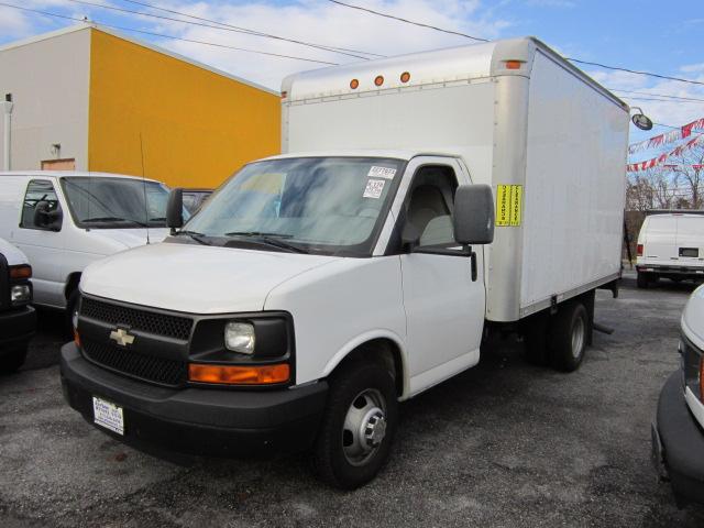 2008 Chevrolet Express LT Ext Cab 4WD