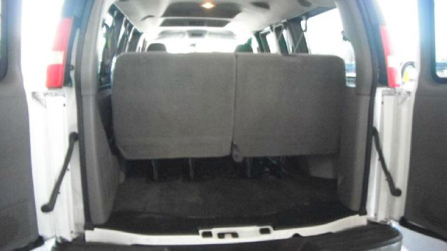 2008 Chevrolet Express Unknown