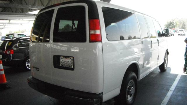 2008 Chevrolet Express Unknown