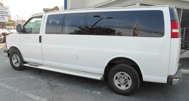 2008 Chevrolet Express 4DR XL