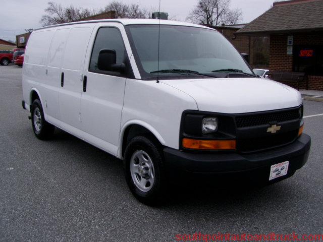 2008 Chevrolet Express SL AWD CVT Leatherroof