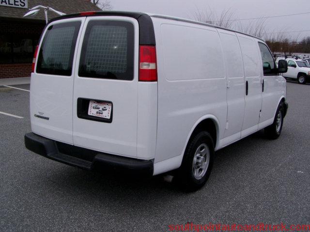 2008 Chevrolet Express SL AWD CVT Leatherroof