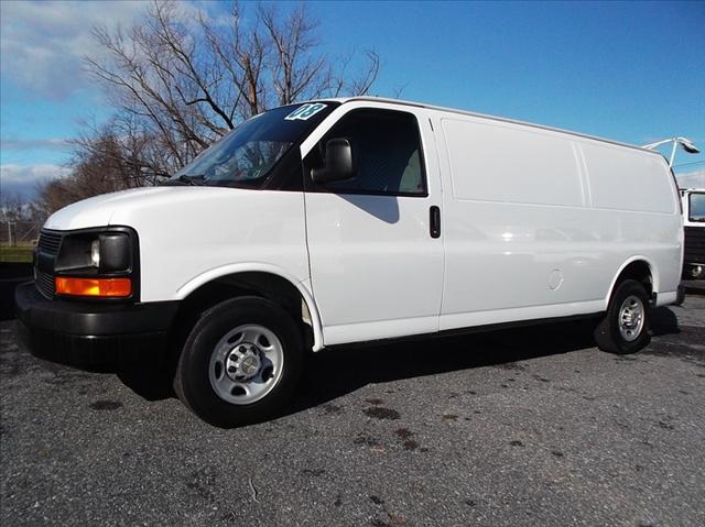 2008 Chevrolet Express Base