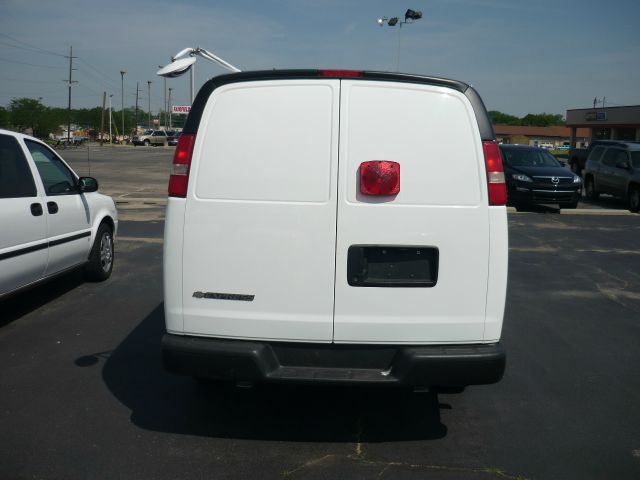 2008 Chevrolet Express Coupe 4D