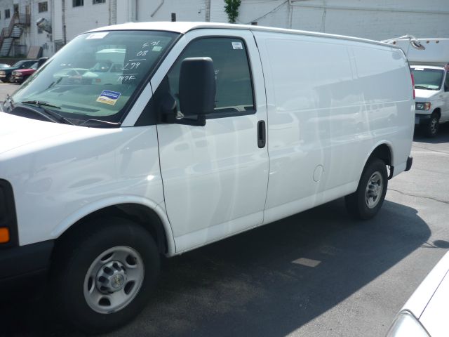 2008 Chevrolet Express Coupe 4D