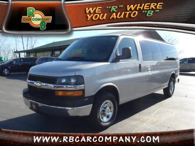 2008 Chevrolet Express 750li 4dr Sdn Sedan