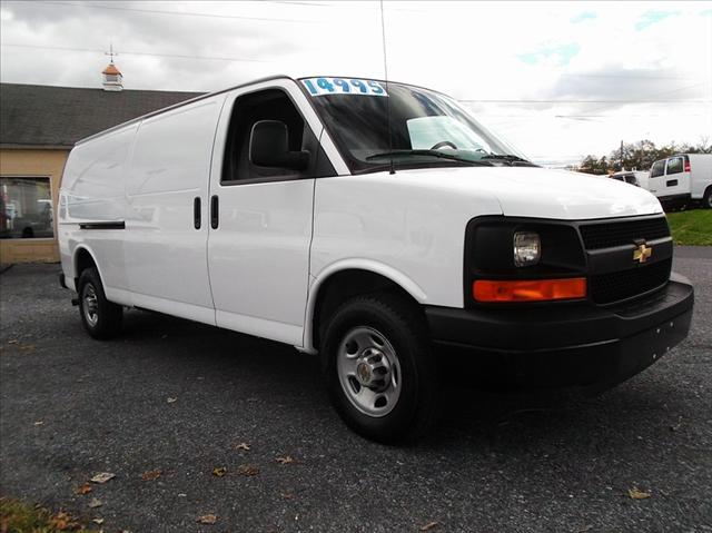 2008 Chevrolet Express Base