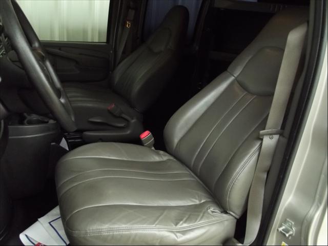 2008 Chevrolet Express Base