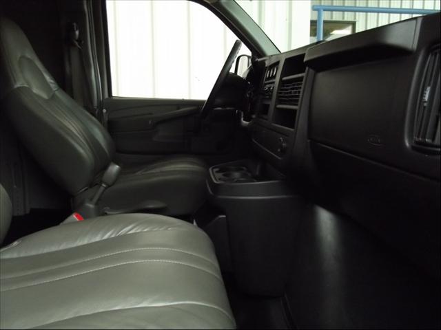 2008 Chevrolet Express Base