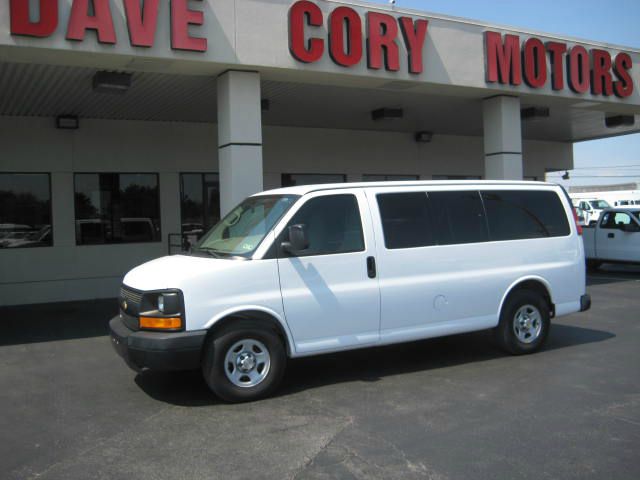 2008 Chevrolet Express SLE Crew Cab 4x4 Z-71