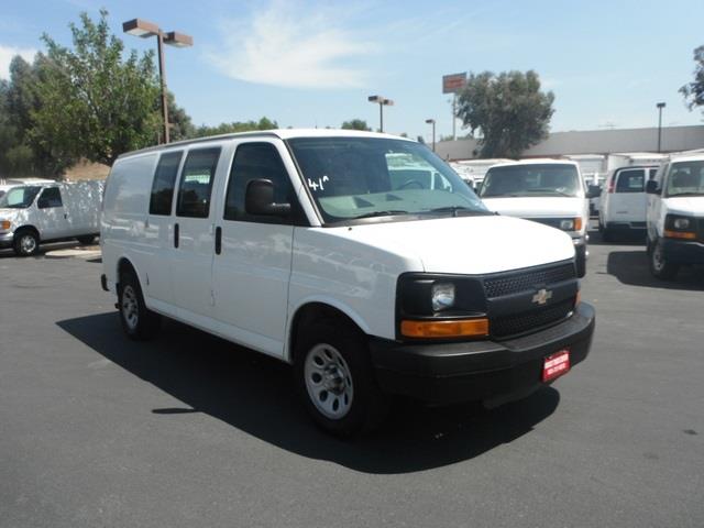 2009 Chevrolet Express Base Silverado