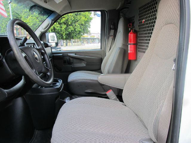 2009 Chevrolet Express Coupe 4D