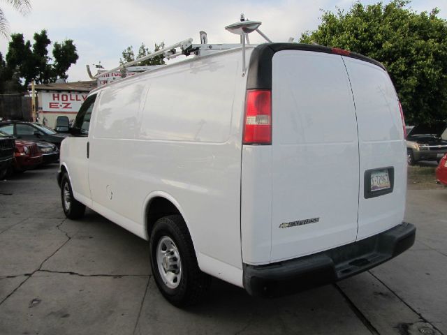 2009 Chevrolet Express Coupe 4D