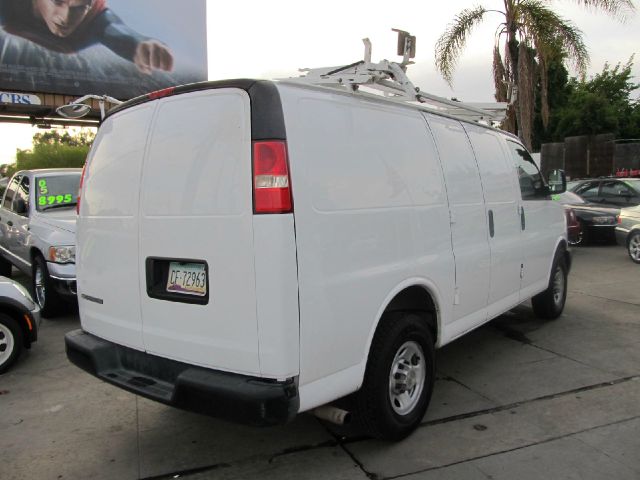 2009 Chevrolet Express Coupe 4D