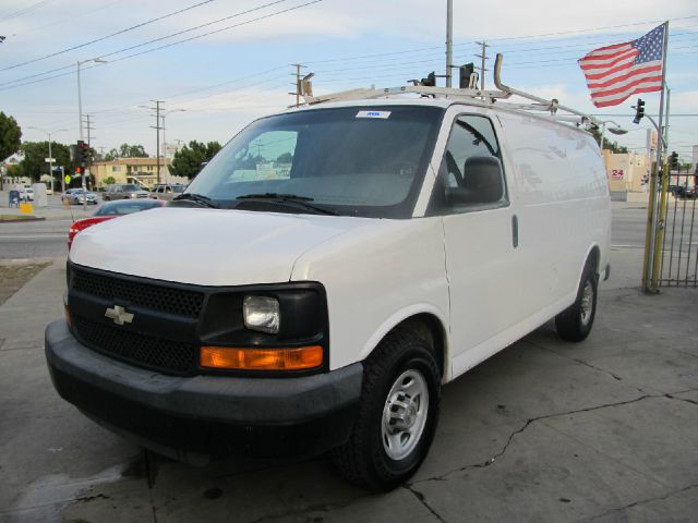 2009 Chevrolet Express Coupe 4D