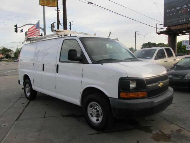 2009 Chevrolet Express Coupe 4D